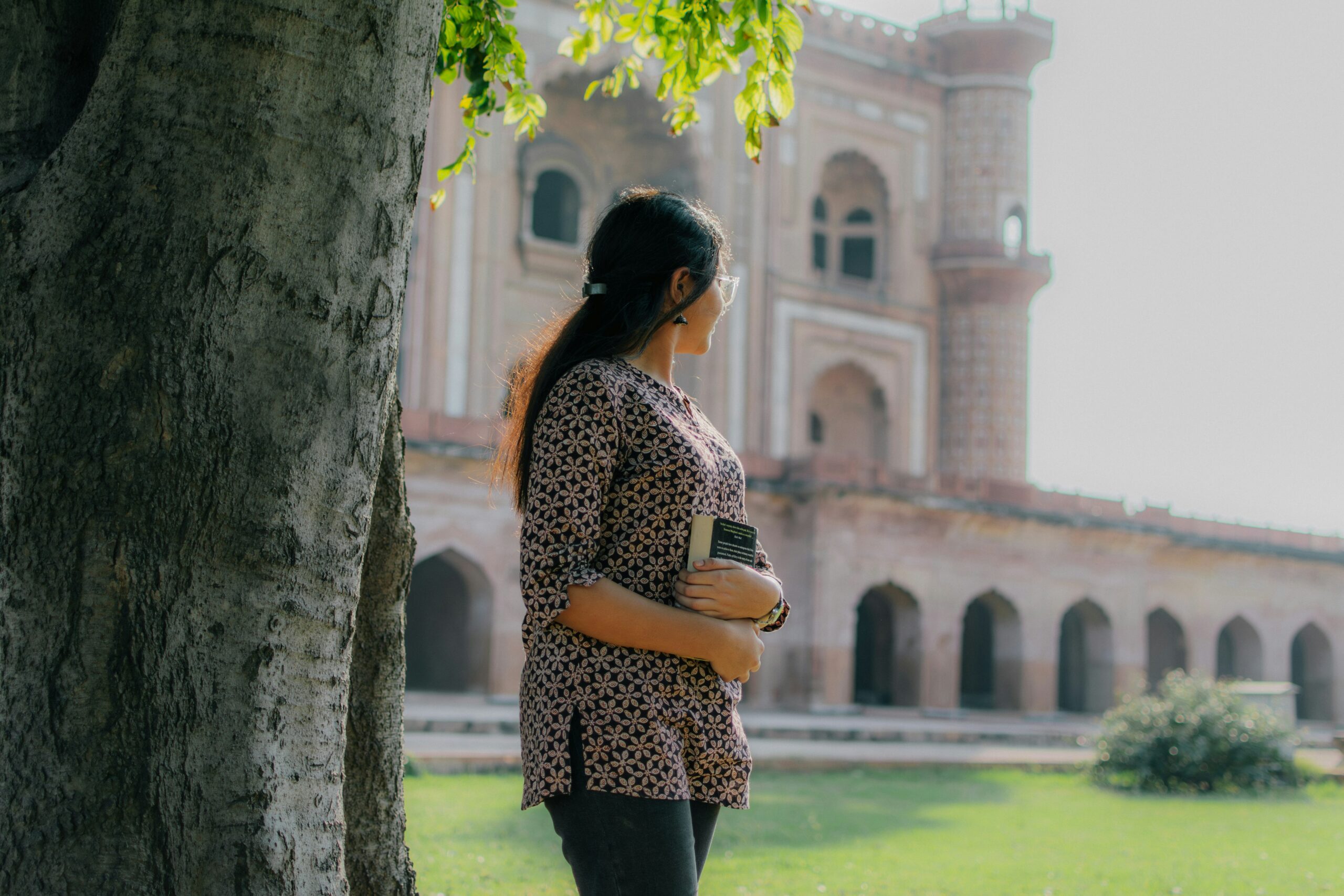 College Student Trying to Hide Pregnancy
